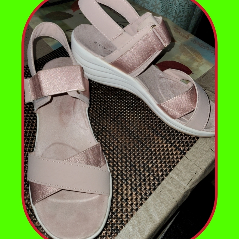 Shoes - Picture 5 of 5